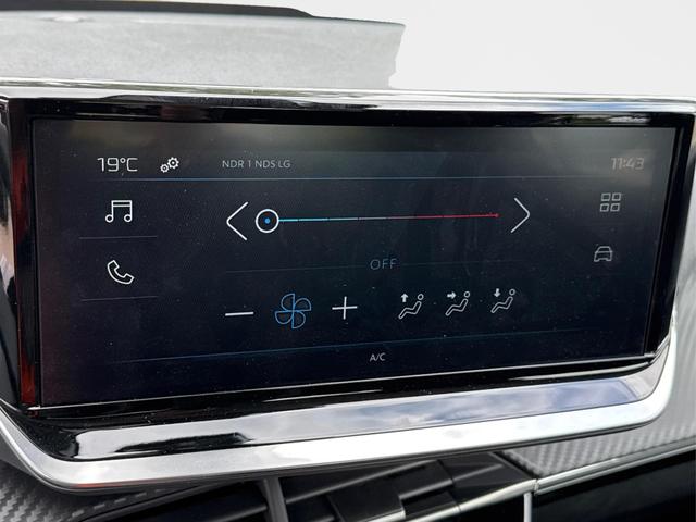 Peugeot / 208 / Schwarz / / / MAN6+SHZ+LED+PDC+TEMPOMAT, Beispielbilder, ggf. teilweise mit Sonderausstattung