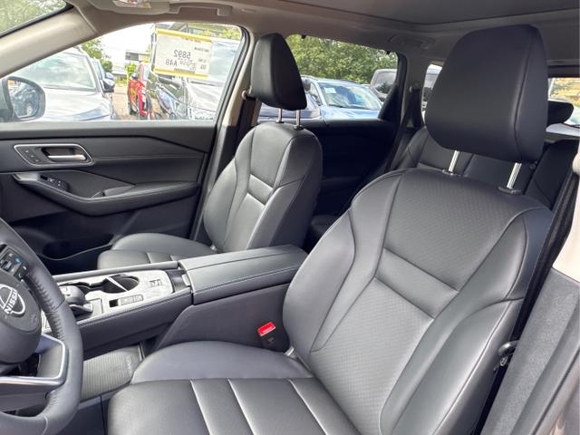 Nissan / X-Trail / Grau / / / BOSE+360 KAM+NAVI+SHZ+ACC+HuD+19 LM, Beispielbilder, ggf. teilweise mit Sonderausstattung