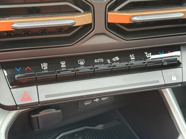 Dacia / Bigster / Gr&uuml;n / / / PANO+NAVI+ARKAMYS+KAMERA+SHZ+LED+18ALU, Beispielbilder, ggf. teilweise mit Sonderausstattung