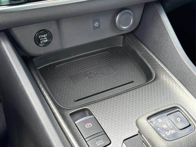 Nissan / Qashqai / Silber / / / KAMERA+ACC+PDC+EL.HECKKL.+SHZ+LED , Beispielbilder, ggf. teilweise mit Sonderausstattung