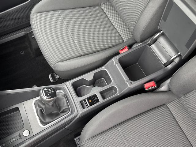 Volkswagen / Caddy Maxi / Blau / / / Caddy Maxi KAMERA+APP+PDC+ACC+LANE ASSIST, Beispielbilder, ggf. teilweise mit Sonderausstattung