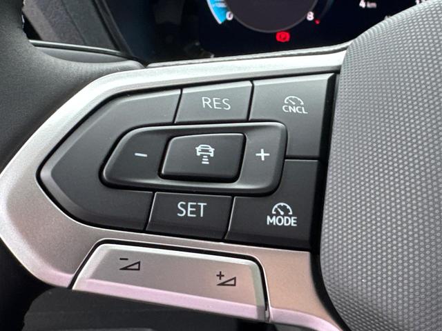 Volkswagen / Caddy Maxi / Blau / / / Caddy Maxi KAMERA+APP+PDC+ACC+LANE ASSIST, Beispielbilder, ggf. teilweise mit Sonderausstattung