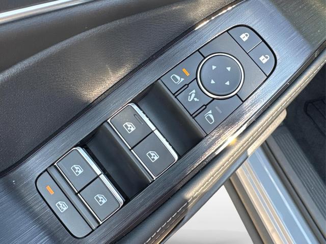 Nissan / X-Trail / Grau / / / 360 KAM+NAVI+SHZ+ACC+HuD+19 LM, Beispielbilder, ggf. teilweise mit Sonderausstattung