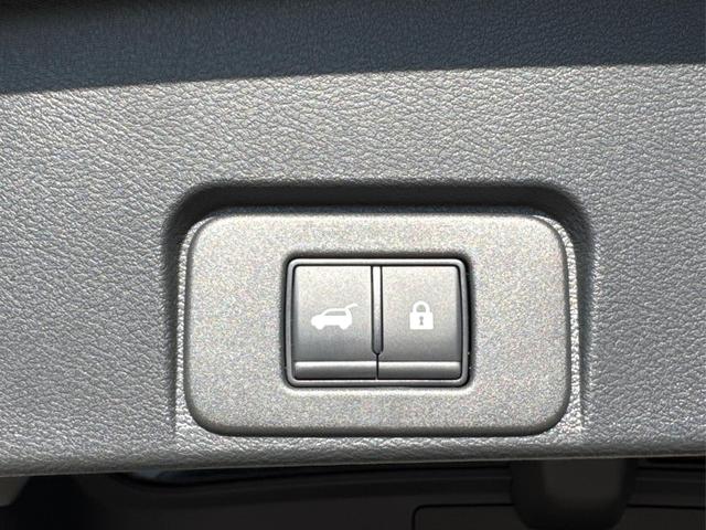 Nissan / X-Trail / Grau / / / 360 KAM+NAVI+SHZ+ACC+HuD+19 LM, Beispielbilder, ggf. teilweise mit Sonderausstattung