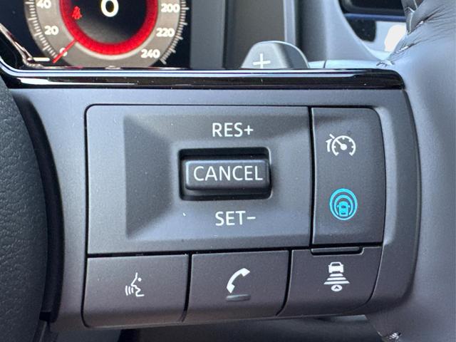 Nissan / X-Trail / Grau / / / 360 KAM+NAVI+SHZ+ACC+HuD+19 LM, Beispielbilder, ggf. teilweise mit Sonderausstattung