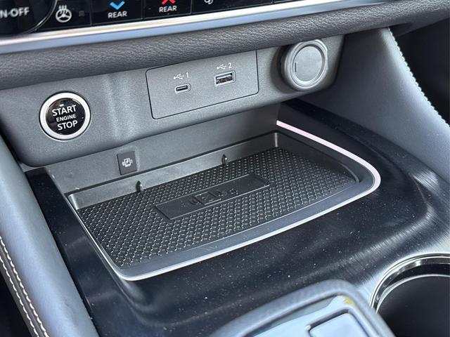 Nissan / X-Trail / Grau / / / 360 KAM+NAVI+SHZ+ACC+HuD+19 LM, Beispielbilder, ggf. teilweise mit Sonderausstattung