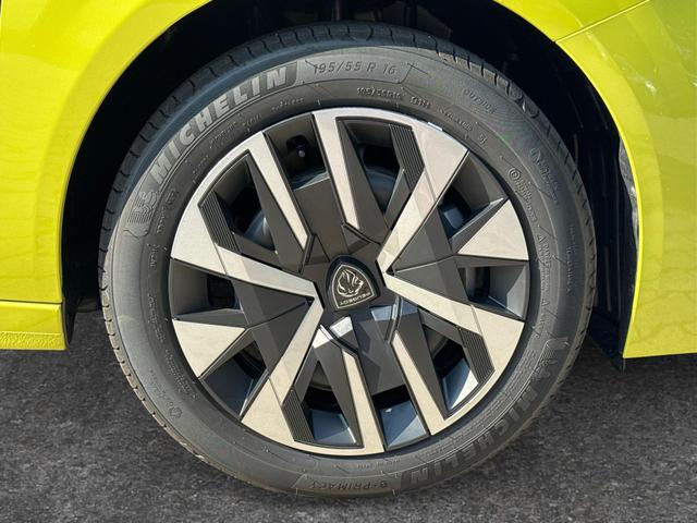 Peugeot / 208 / Gelb / / / MAN6+SHZ+LED+PDC+TEMPOMAT, Beispielbilder, ggf. teilweise mit Sonderausstattung
