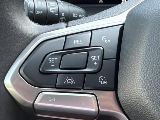 Volkswagen / T7 Caravelle / / / / LR+9 Sitze+AHK+KLIMAAUT.+KAMERA+PDC+LED, Beispielbilder, ggf. teilweise mit Sonderausstattung
