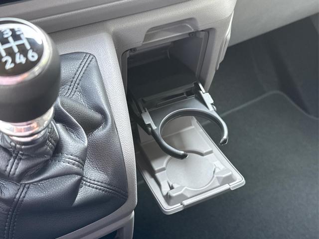 Volkswagen / T7 Caravelle / / / / LR+9 Sitze+AHK+KLIMAAUT.+KAMERA+PDC+LED, Beispielbilder, ggf. teilweise mit Sonderausstattung