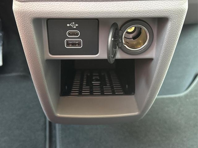 Volkswagen / T7 Caravelle / / / / LR+9 Sitze+AHK+KLIMAAUT.+KAMERA+PDC+LED, Beispielbilder, ggf. teilweise mit Sonderausstattung