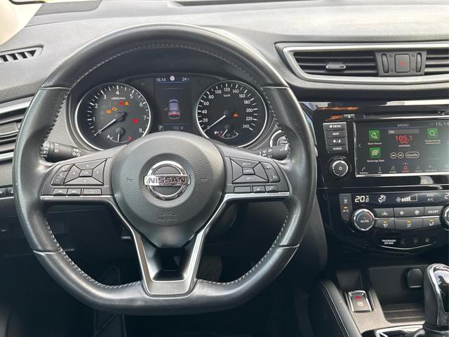 Nissan / Qashqai / Wei&szlig; / / / Qashqai 1.3 DIG-T 117 kW N-Connecta