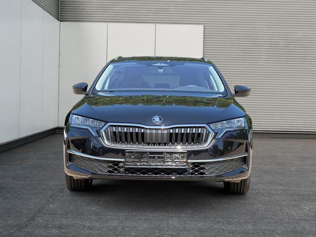 Skoda / Octavia Combi / Schwarz / / / ACC+AHK+eHK+KAM+PDC+LED+17 ALU+SHZ, Beispielbilder, ggf. teilweise mit Sonderausstattung