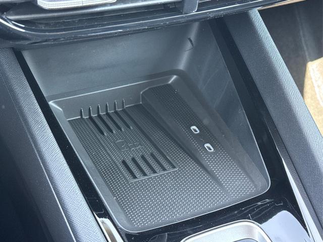 Skoda / Octavia Combi / Schwarz / / / ACC+AHK+eHK+KAM+PDC+LED+17 ALU+SHZ, Beispielbilder, ggf. teilweise mit Sonderausstattung