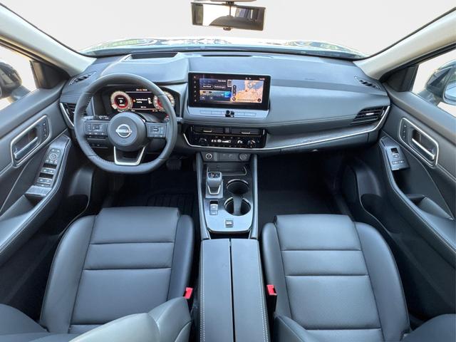 Nissan / X-Trail / Grau / / / 360 KAM+NAVI+SHZ+ACC+HuD+19 LM, Beispielbilder, ggf. teilweise mit Sonderausstattung