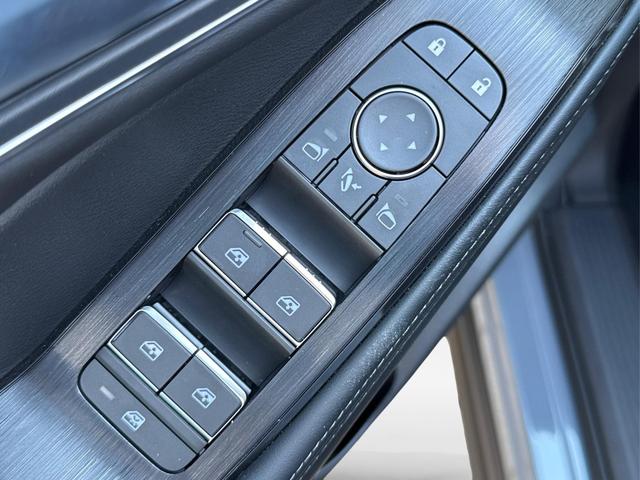 Nissan / X-Trail / Grau / / / 360 KAM+NAVI+SHZ+ACC+HuD+19 LM, Beispielbilder, ggf. teilweise mit Sonderausstattung
