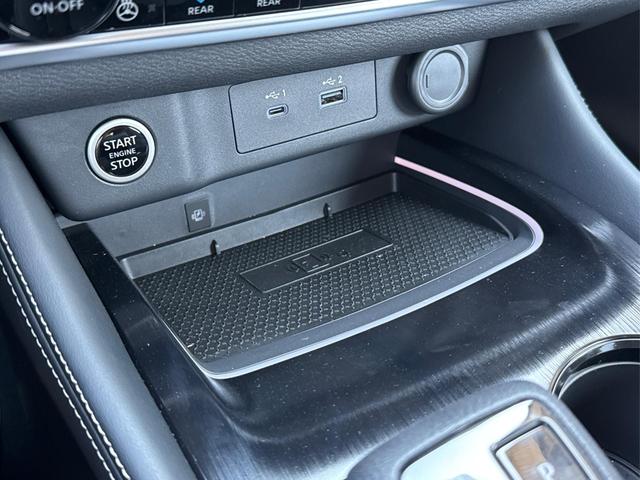Nissan / X-Trail / Grau / / / 360 KAM+NAVI+SHZ+ACC+HuD+19 LM, Beispielbilder, ggf. teilweise mit Sonderausstattung