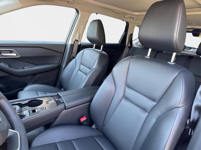 Nissan / X-Trail / Grau / / / 360 KAM+NAVI+SHZ+ACC+HuD+19 LM, Beispielbilder, ggf. teilweise mit Sonderausstattung