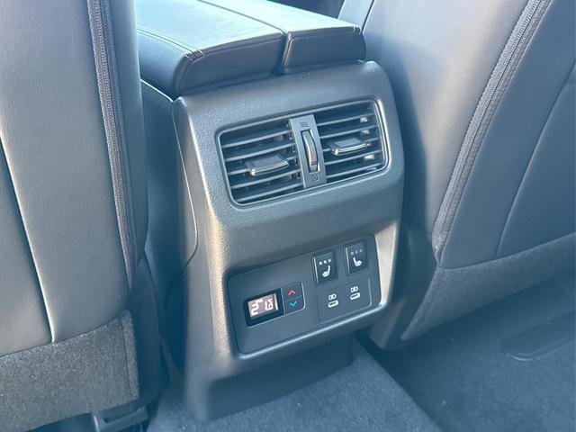 Nissan / X-Trail / Grau / / / 360 KAM+NAVI+SHZ+ACC+HuD+19 LM, Beispielbilder, ggf. teilweise mit Sonderausstattung