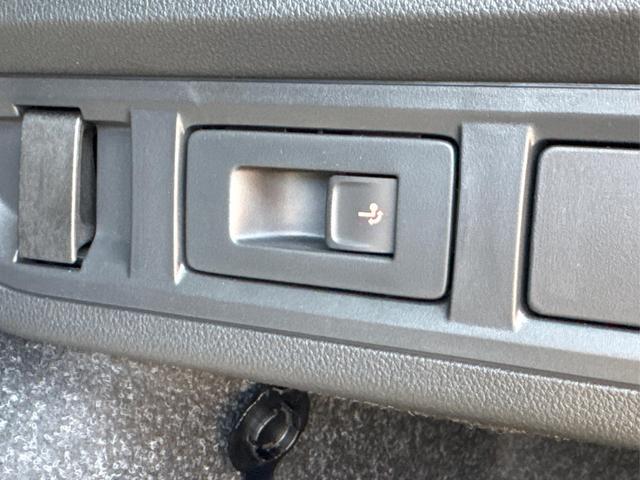 Skoda / Octavia Combi / Schwarz / / / ACC+AHK+eHK+KAM+PDC+LED+17 ALU+SHZ, Beispielbilder, ggf. teilweise mit Sonderausstattung
