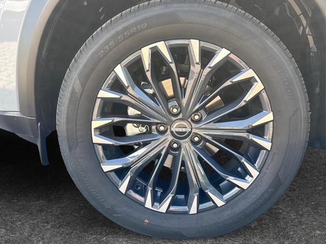 Nissan / X-Trail / Grau / / / 360 KAM+NAVI+SHZ+ACC+HuD+19 LM, Beispielbilder, ggf. teilweise mit Sonderausstattung