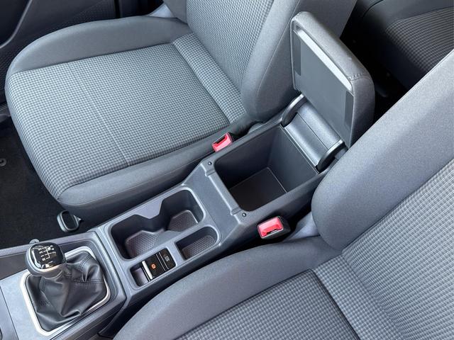 Volkswagen / Caddy Maxi / / / / Caddy Maxi KAMERA+APP+PDC+ACC+LANE ASSIST