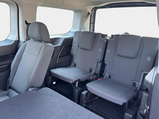 Volkswagen / Caddy Maxi / / / / Caddy Maxi KAMERA+APP+PDC+ACC+LANE ASSIST
