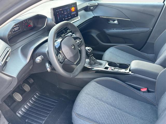 Peugeot / 208 / Grau / / / MAN6+KAMERA+NAVI+SHZ+LED+PDC+TEMPOMAT, Beispielbilder, ggf. teilweise mit Sonderausstattung