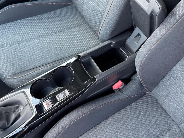 Peugeot / 208 / Grau / / / MAN6+KAMERA+NAVI+SHZ+LED+PDC+TEMPOMAT, Beispielbilder, ggf. teilweise mit Sonderausstattung
