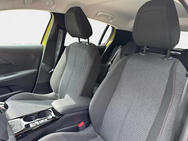 Peugeot / 208 / Gelb / / / MAN6+KAMERA+NAVI+SHZ+LED+PDC+TEMPOMAT, Beispielbilder, ggf. teilweise mit Sonderausstattung
