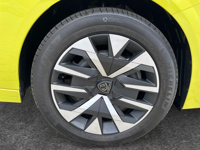 Peugeot / 208 / Gelb / / / MAN6+KAMERA+NAVI+SHZ+LED+PDC+TEMPOMAT, Beispielbilder, ggf. teilweise mit Sonderausstattung