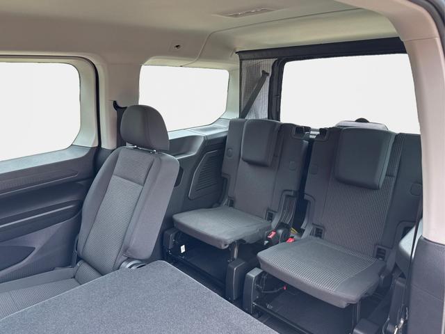 Volkswagen / Caddy Maxi / / / / Caddy Maxi +PDC v+h+KAMERA+SHZ+GJR+ACC+LANE ASSIST