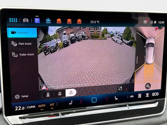Volkswagen / Tayron / Schwarz / / / PLUG-IN+PANO+AHK+HuD+MATRIX+360 KAM+20ALU+ACC+eHK+BLACK STYLE, Beispielbilder, ggf. teilweise mit Sonderausstattung