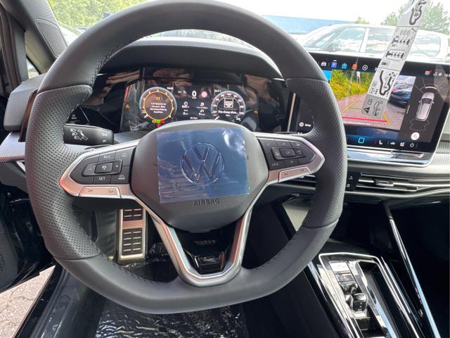 Volkswagen / Golf / Schwarz / / / LED-PLUS+ACC+SHZ+KEYLESS+KAMERA+18 ALU, Beispielbilder, ggf. teilweise mit Sonderausstattung