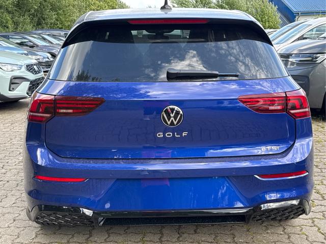 Volkswagen / Golf / Blau / / / PANO+LED-PLUS+ACC+SHZ+KEYLESS+KAMERA+18 ALU, Beispielbilder, ggf. teilweise mit Sonderausstattung