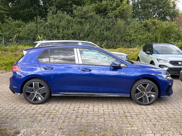 Volkswagen / Golf / Blau / / / PANO+LED-PLUS+ACC+SHZ+KEYLESS+KAMERA+18 ALU, Beispielbilder, ggf. teilweise mit Sonderausstattung