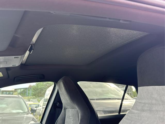 Volkswagen / Golf / Grau / / / PANO+LED-PLUS+ACC+SHZ+KEYLESS+KAMERA+18 ALU, Beispielbilder, ggf. teilweise mit Sonderausstattung