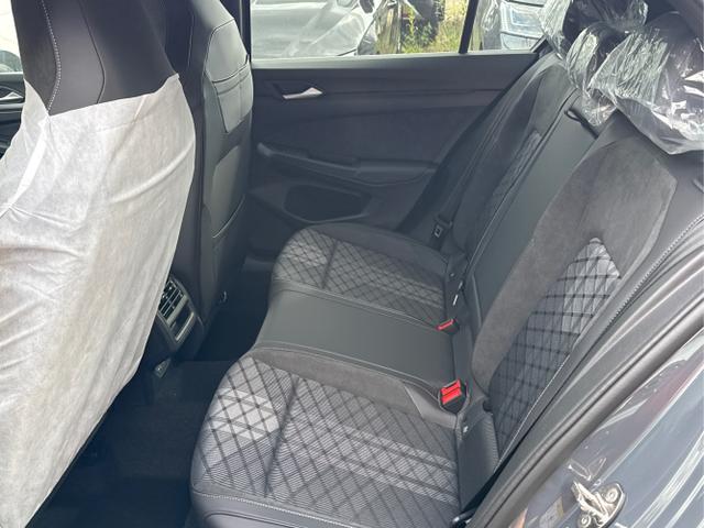 Volkswagen / Golf / Grau / / / PANO+LED-PLUS+ACC+SHZ+KEYLESS+KAMERA+18 ALU, Beispielbilder, ggf. teilweise mit Sonderausstattung