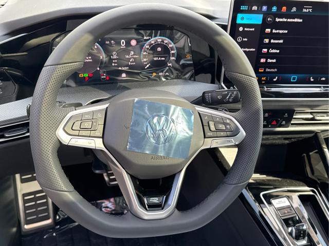 Volkswagen / Golf / Grau / / / PANO+LED-PLUS+ACC+SHZ+KEYLESS+KAMERA+18 ALU, Beispielbilder, ggf. teilweise mit Sonderausstattung