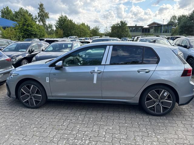 Volkswagen / Golf / Silber / / / LED-PLUS+ACC+SHZ+KEYLESS+KAMERA+18 ALU, Beispielbilder, ggf. teilweise mit Sonderausstattung