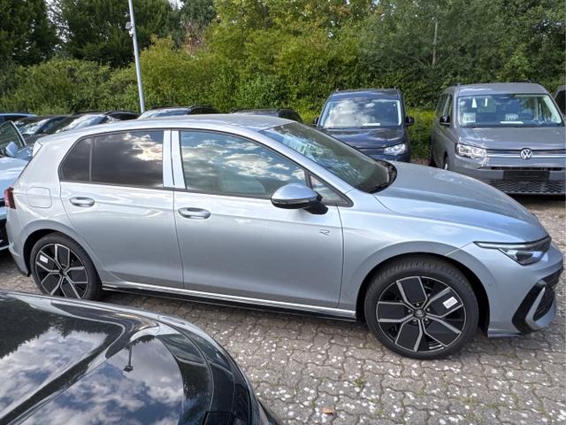 Volkswagen / Golf / Silber / / / LED-PLUS+ACC+SHZ+KEYLESS+KAMERA+18 ALU, Beispielbilder, ggf. teilweise mit Sonderausstattung