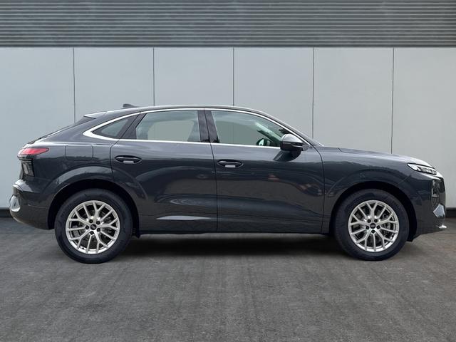 Audi / Q3 Sportback / / / / MJ 2026+NAVI+KAMERA+AHK+PANO+PDC+EL. HECKKL.+LED+18 LM