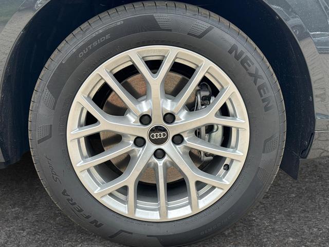 Audi / Q3 Sportback / / / / MJ 2026+NAVI+KAMERA+AHK+PANO+PDC+EL. HECKKL.+LED+18 LM
