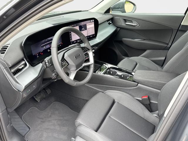 Audi / Q3 Sportback / / / / MJ 2026+NAVI+KAMERA+AHK+PANO+PDC+EL. HECKKL.+LED+18 LM