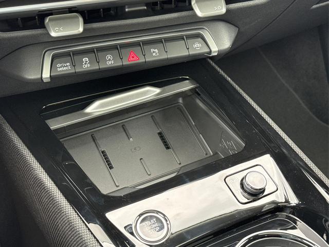 Audi / Q3 Sportback / / / / MJ 2026+NAVI+KAMERA+AHK+PANO+PDC+EL. HECKKL.+LED+18 LM