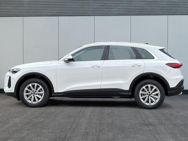 Audi / Q5 / Wei&szlig; / / / QUATTRO+NAVI+KAMERA+AHK+SHZ+PDC+ACC