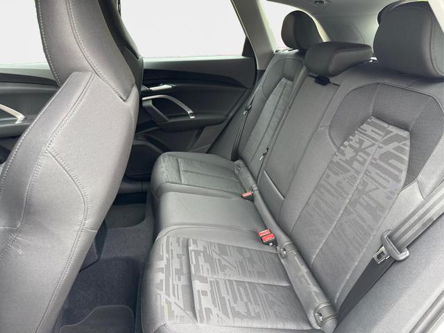 Audi / Q5 / Wei&szlig; / / / QUATTRO+NAVI+KAMERA+AHK+SHZ+PDC+ACC