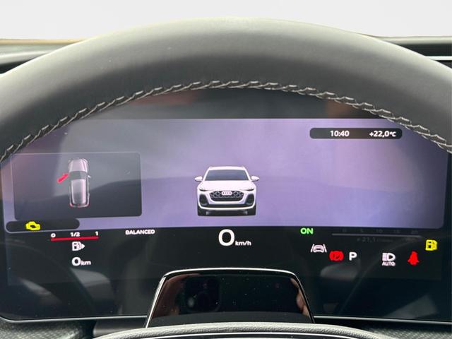 Audi / Q5 / Wei&szlig; / / / QUATTRO+NAVI+KAMERA+AHK+SHZ+PDC+ACC