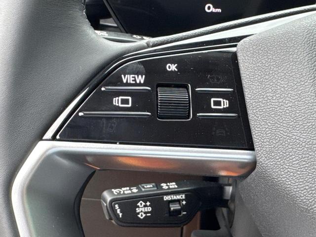 Audi / Q5 / Wei&szlig; / / / QUATTRO+NAVI+KAMERA+AHK+SHZ+PDC+ACC