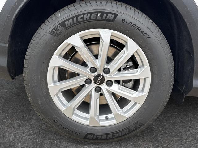 Audi / Q5 / Wei&szlig; / / / QUATTRO+AHK+NAVI+KAMERA+SHZ+PDC+ACC