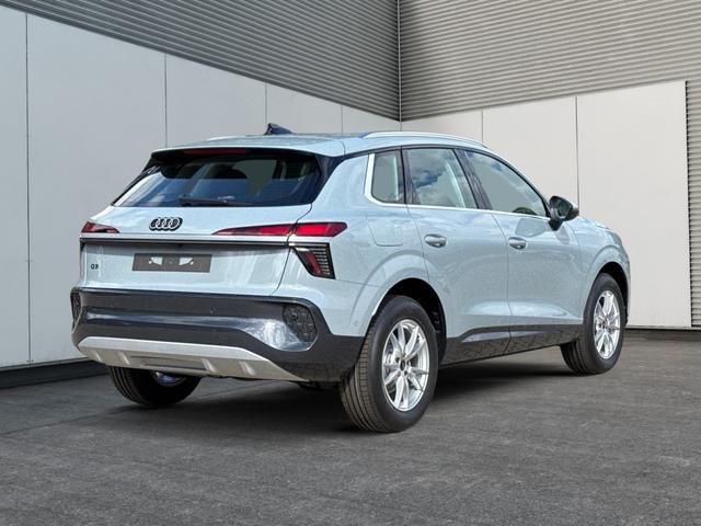 Audi / Q3 / Grau / / / KAMERA+NAVI+PDC+EL.HECKKL.+LED+17LM